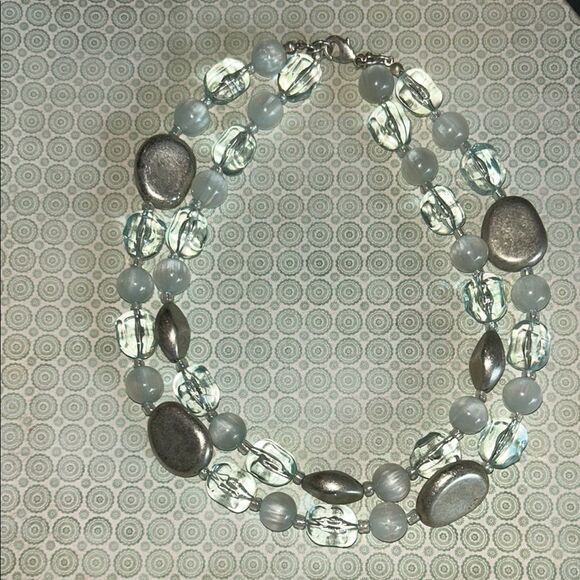 Elegant Silver and Clear Beaded Necklace - Picture 1 of 4